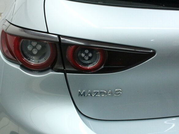 2021 Mazda 3 IV (BP), серый, 1395000 рублей - вид 19