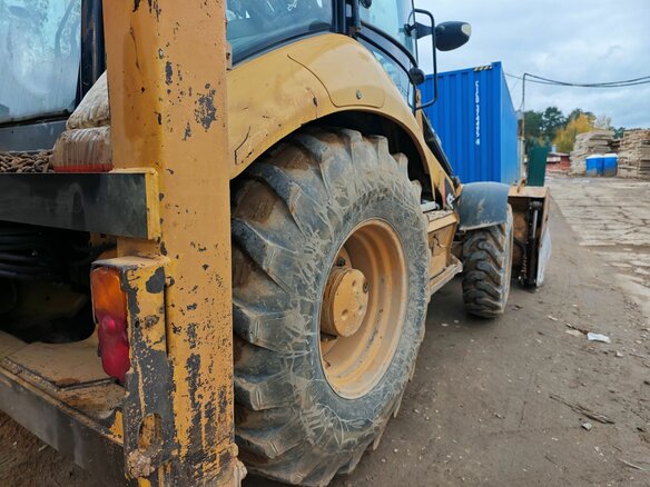 2011 Caterpillar 428, жёлтый, 4300000 рублей - вид 12