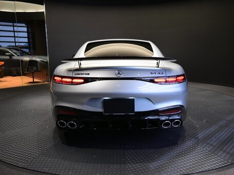 2025 Mercedes-Benz AMG GT 43 II, серебристый, 14000000 рублей, вид 4