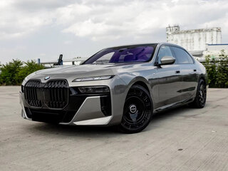 2025 BMW 7 серии 740d xDrive VII (G70), серый, 13280000 рублей, вид 1