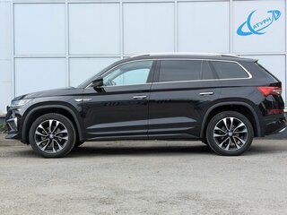 2023 Skoda Kodiaq I Рестайлинг, чёрный, 3450000 рублей, вид 4