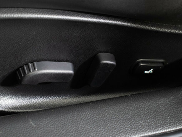 2011 Infiniti G G25 IV, чёрный - вид 16