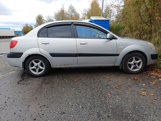 2006 Kia Rio II, серебристый, 350000 рублей, вид 3