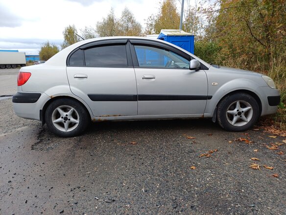 2006 Kia Rio II, серебристый, 350000 рублей - вид 2