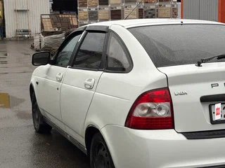 2013 Lada (ВАЗ) Priora I Рестайлинг, белый, 380000 рублей, вид 4