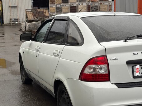 2013 Lada (ВАЗ) Priora I Рестайлинг, белый, 380000 рублей, вид 4