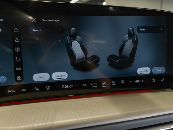 2026 Audi Q5 L III (GU), зелёный, 6350000 рублей - вид 24