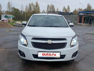 2013 Chevrolet Cobalt II, белый, 600000 рублей, вид 1
