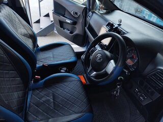 2014 Toyota Ractis II, голубой, 680000 рублей, вид 3