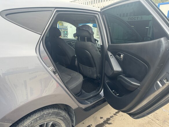 2014 Hyundai ix35 I Рестайлинг, серый, 999999 рублей - вид 10