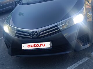 2013 Toyota Corolla XI (E160, E170, E180), серый, 840000 рублей, вид 1
