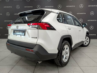 2025 Toyota RAV4 V (XA50), белый, 3555000 рублей, вид 5