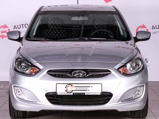 2012 Hyundai Solaris I, серебристый, 799000 рублей, вид 3