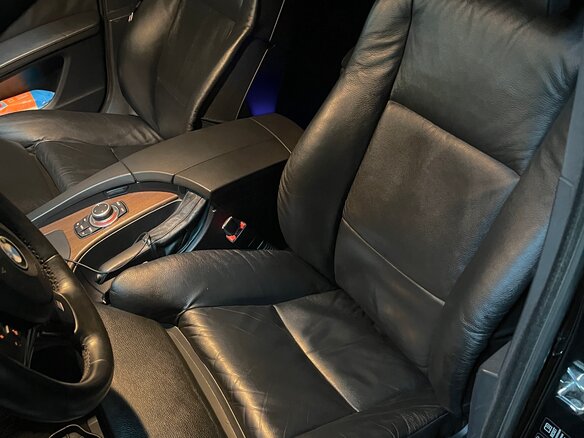 2005 BMW 5 серии 530d V (E60/E61), чёрный, 2150000 рублей - вид 11