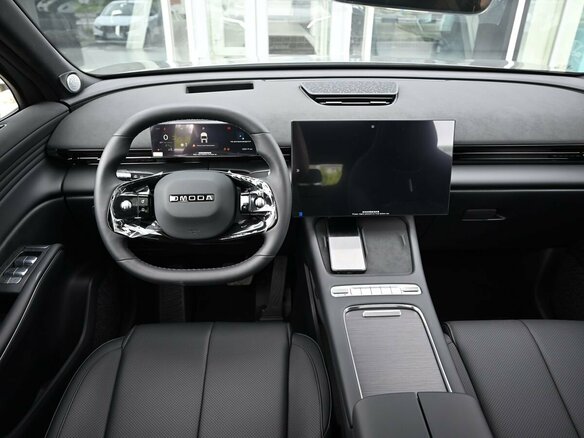 2026 Omoda C7, серый, 3498000 рублей - вид 20