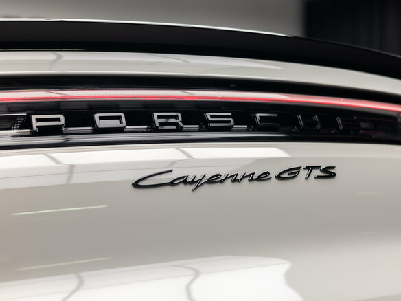 2025 Porsche Cayenne GTS Coupé III Рестайлинг, серый, 20290000 рублей - вид 30