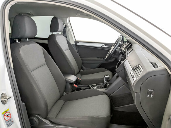 2021 Volkswagen Tiguan II Рестайлинг, белый, 2999000 рублей - вид 23