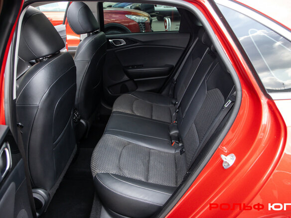 2018 Kia Ceed III, красный - вид 7