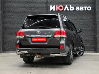 2010 Toyota Land Cruiser 200 Series, серый, 3000000 рублей, вид 4