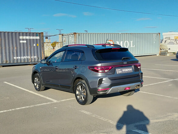 2021 Kia Rio X IV Рестайлинг, серый, 1739000 рублей - вид 6