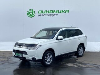 2012 Mitsubishi Outlander III, белый, 699000 рублей, вид 1