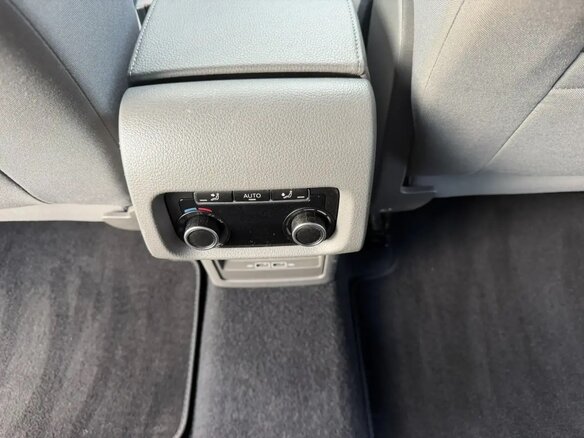 2020 SEAT Alhambra II Рестайлинг, серый, 2582000 рублей - вид 17