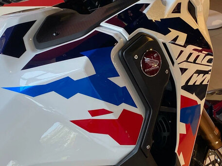 2024 Honda CRF 1100L Africa Twin, белый, 2950000 рублей, вид 3