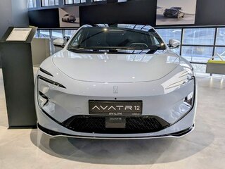 2026 Avatr 12, синий, 8690000 рублей, вид 3