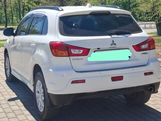 2012 Mitsubishi ASX I Рестайлинг, белый, 1200000 рублей, вид 3