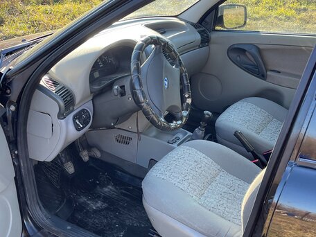 2010 Lada (ВАЗ) Kalina I, чёрный, 160000 рублей, вид 2