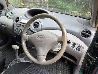 1999 Toyota Platz, зелёный, 250000 рублей, вид 4