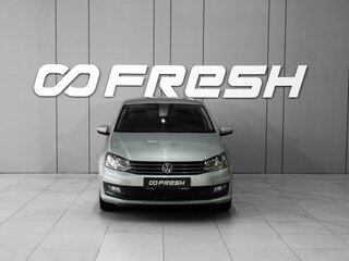 2018 Volkswagen Polo V Рестайлинг, серебристый, 1198000 рублей, вид 3