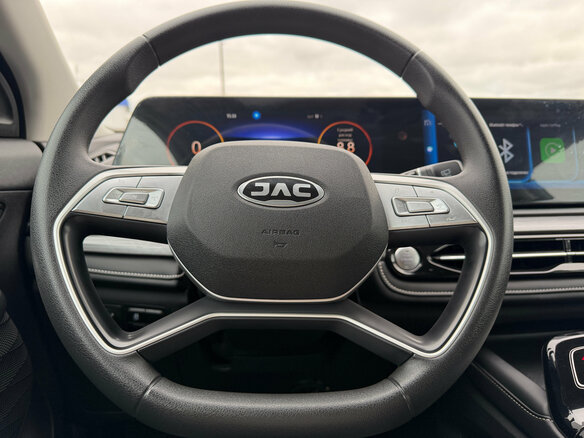 2023 JAC JS6, серый, 1845000 рублей - вид 12