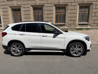 2020 BMW X1 18d xDrive II (F48) Рестайлинг, белый, 3250000 рублей, вид 5