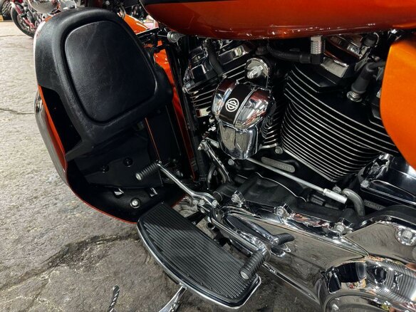 2018 Harley-Davidson Electra Glide, оранжевый, 1880000 рублей - вид 28