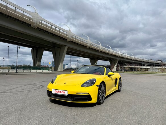 2020 Porsche Boxster S IV 718 (982), жёлтый, 8700000 рублей - вид 2