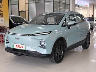 2024 Geely Geometry E 39.4 kWh, серебристый, 1357033 рублей, вид 1