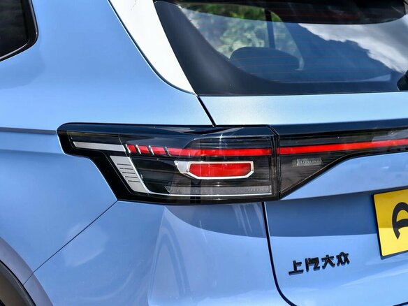 2026 Volkswagen Tharu XR, голубой, 2077000 рублей - вид 5