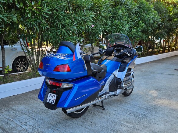 2012 Honda GL 1800 Gold Wing, синий, 1550000 рублей - вид 2
