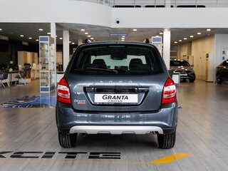 2026 Lada (ВАЗ) Granta Cross I Рестайлинг, серебристый, 1216000 рублей, вид 5