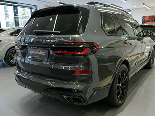 2026 BMW X7 M60i I (G07) Рестайлинг, серый, 22900000 рублей, вид 5