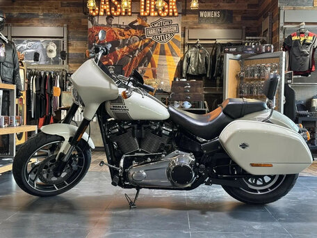 2022 Harley-Davidson Sport Glide, бежевый, 2100000 рублей, вид 1