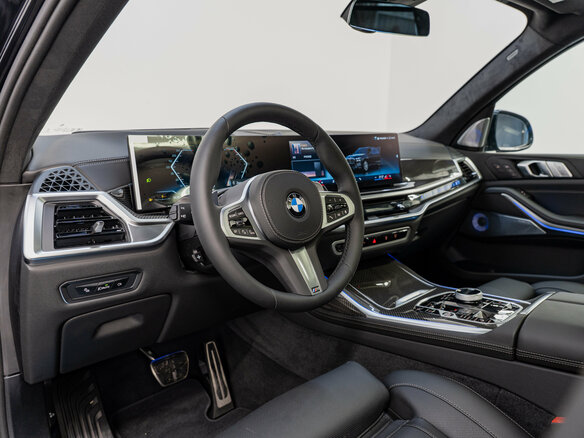 2026 BMW X7 40d I (G07) Рестайлинг, чёрный, 18390000 рублей - вид 12