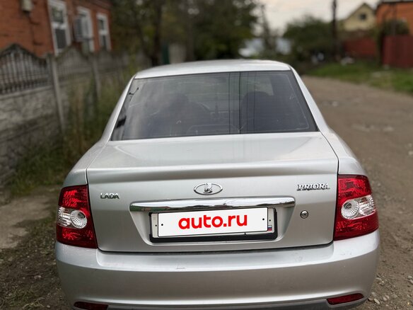 2010 Lada (ВАЗ) Priora I, серебристый, 350000 рублей - вид 2
