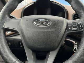 2017 Lada (ВАЗ) XRAY I, белый, 600000 рублей, вид 2