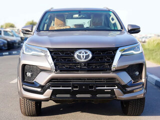 2026 Toyota Fortuner II Рестайлинг, бежевый, 4590000 рублей, вид 2