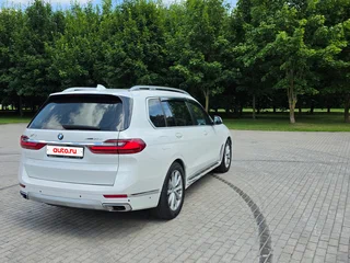2020 BMW X7 30d I (G07), белый, 5600000 рублей, вид 5