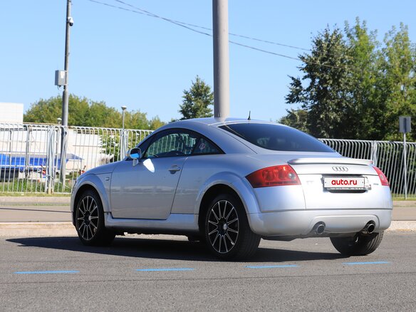 2001 Audi TT I (8N), серебристый, 900000 рублей - вид 3
