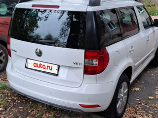 2014 Skoda Yeti I Рестайлинг, белый, 1100000 рублей, вид 4