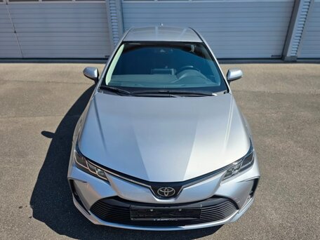 2023 Toyota Corolla XII (E210), серебристый, 2296000 рублей, вид 2
